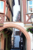 In der Altstadt, Wertheim am Main, Altstadt, Gasse, Mittelalter, Fachwerk, Taubertal, Baden-Württemberg, Deutschland