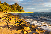 Sonnenaufgang am Hanalei Beach, Kauai, Hawaii