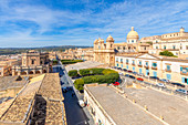 Baroque St nicholas church cathedral of Noto viewed from an elevated terrace, Siracusa province, Sicily, Italy