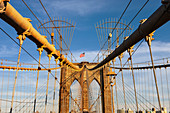 Brooklyn Bridge bei Sonnenuntergang, New York City, Manhattan, USA, Nordamerika