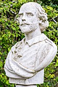 United Kingdom, Gloucestershire, Cotswold district, Cotswolds region, Painswick Rococo Garden, garden typical of the early 18th century (Rococo) which opened in 1980, bust of William Shakespeare
