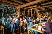 Speisesaal Im Restaurant Al'fosse 7, Thema Basierend auf dem Bergwerk und den Bergleuten in den Kohlebergwerken, Avion, Pas-De-Calais, Frankreich