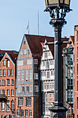 Historische Häuser der Deichstraße vom Nikolaifleet aus gesehen, Altstadt, Hamburg, Deutschland