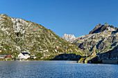 Top of the Grimsel Pass with Totesee and Lauteraarhorn and Schreckhorn in the background, Grimsel Pass, UNESCO World Natural Heritage Jungfrau-Aletsch, Bernese Alps, Switzerland
