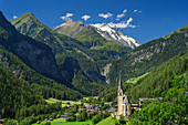 Kirche von Heiligenblut mit Großglockner, Heiligenblut, Glocknergruppe, Nationalpark Hohe Tauern, Kärnten, Österreich