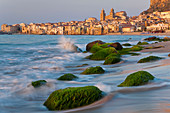 Strand bei Sonnenuntergang, Cefalu, Nordküste, Sizilien