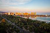 Erhöhte Ansicht der alten Stadt Malaga, Andalusien, Spanien