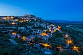 France, Vaucluse, regional natural reserve of Lubéron, Gordes, certified the Most beautiful Villages of France, the village perched on a rocky spur