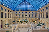 Frankreich, Paris, Gebiet, das von der UNESCO zum Weltkulturerbe erklärt wurde, Louvre-Museum, Marly-Innenhof