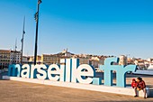 Frankreich, Bouches du Rhone, Marseille, Alter Hafen, Briefe von marseille.fr und Notre Dame de la Garde