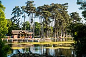 Frankreich, Paris, Bois de Boulogne, Unterer See, Bootsverleih-Chalet