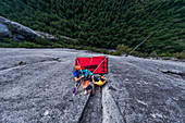 Bigwall-Klettern mit Portaledge, Squamish, British Columbia, Kanada