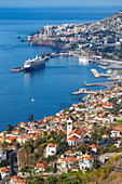 Ansicht von Sao Goncalo Kirche und Hafen, Funchal, Madeira, Portugal, Atlantik, Europa