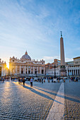 Petersplatz, Petersdom, UNESCO-Weltkulturerbe, Vatikan, Rom, Latium, Italien, Europa
