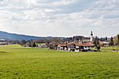 Sicht von Süden auf Elbach, Bayern, Deutschland