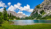 View of the Seebensee with the Wetterstein Mountains in the background, Ehrwald, Tyrol, Austria