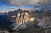 Croda Fiskalina montieren während des Sonnenuntergangs. Provinz Bozen, Südtirol, Italien
