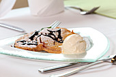 It is served, Bavarian delicacies, apple rings with vanilla ice cream, Reit im Winkl, Chiemgau, Bavaria, Germany