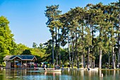 France, Paris, Bois de Boulogne, Lower Lake, boat rental chalet