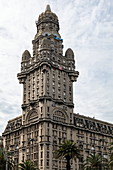 Palacio Salvo (Salvo Palace) on the Plaza Independencia, Montevideo, Montevideo Department, Uruguay, South America,