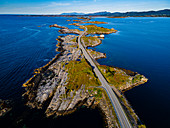 Blick auf die Atlantikstraße, More og Romsdal Provinz, Norwegen, Skandinavien, Europa