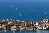 Frankreich, Herault, Agde, Kap von Agde, die Marina vom Saint-Loup-Berg aus gesehen
