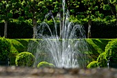 Frankreich, Indre et Loire, Loiretal, das von der UNESCO zum Weltkulturerbe erklärt wurde, Villandry, Gärten des Schlosses von Villandry, Brunnen