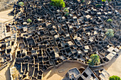 Luftaufnahme der verlassenen Kasbah, Oase in Fachi, Tenere Wüste, Niger, Westafrika, Afrika