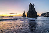 Sunset at Rialto Beach, La Push, Clallam county, Washington State, United States of America, North America