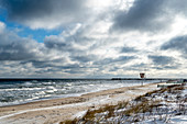 Winter impression on the beach in Dahme, Baltic Sea, Ostholstein, Schleswig-Holstein, Germany