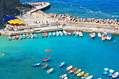 Hafen und Boote, Ansicht von oben, Vernazza, Cinque Terre, Ligurien, Italien, Europa