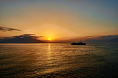 Sonnenuntergang im Mittelmeer, Golf von Neapel, Italien, Europa