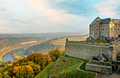 Aussicht von der Festung Königstein im Herbst, Sächsische Schweiz, Sachsen, Deutschland