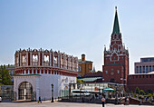 Eingang zum Kreml in Moskau, Kutafja Turm und Dreieinigkeitsturm, Moskva, Moskau-Wolga-Kanal, Russland, Europa