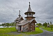 Unterwegs auf der Museumsinsel Kishi, Kirche, Kizhi Insel, Kischi Insel, Onegasee, Republik Karelien, Russland, Europa