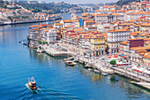 Porto am Flussufer, erhöhten Blick, Porto, Douro Litoral, Portugal