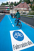 Erste beheizbare Brücke für Fahrradfahrer in Tübingen, Baden-Württemberg, Deutschland, Europa