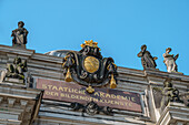 Coat of arms on the building of the University of Fine Arts on the Brühlschen Terrasse in Dresden, Saxony, Germany