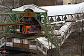 Exterior shot, winter, suspension railway in Wuppertal, Bergisches Land, North Rhine-Westphalia, Germany, Europe
