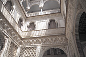 Innenhof des Königspalastes Alcazar, Sevilla, Andalusien, Spanien