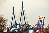 Köhlbrandbrücke, Hamburg harbor, motorway feeder, Elbe island Wilhelmsburg and A7, cable-stayed bridge, afterglow,