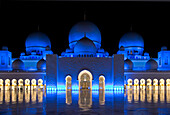 Scheich-Zayid-Moschee bei Nacht, Abu Dhabi, Vereinigte Arabische Emirate
