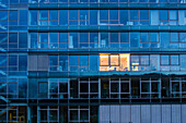 Glass facade, high-rise office building, Cologne, Rhineland, North Rhine-Westphalia, Germany, Europe