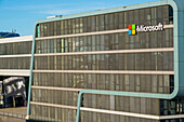 Microsoft building, RheinauArtOffice, Rheinauhafen, Cologne, North Rhine-Westphalia, Germany, Europe