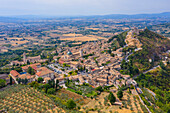 Luftaufnahme der Burg Rocca Maggiore in Assisi, Provinz Perugia, Umbrien, Italien
