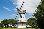 Windmill, Sprengel, Neuenkirchen, Lueneburg Heath Nature Park, Lower Saxony, Germany