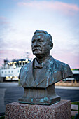 Monument to Richard With, founder of Hurtigrute, Stokmarknes, Lofoten, Nordland, Norway, Europe