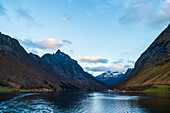 Hjoerundfjord, Moere und Romsdal, Hurtigrute, Norwegen, Europa