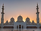 Die Scheich-Zayid-Moschee, Abu Dhabi, Vereinigte Arabische Emirate