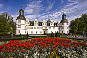 Schloss Neuhaus im Frühling, Paderborn, Nordrhein-Westfalen, Deutschland